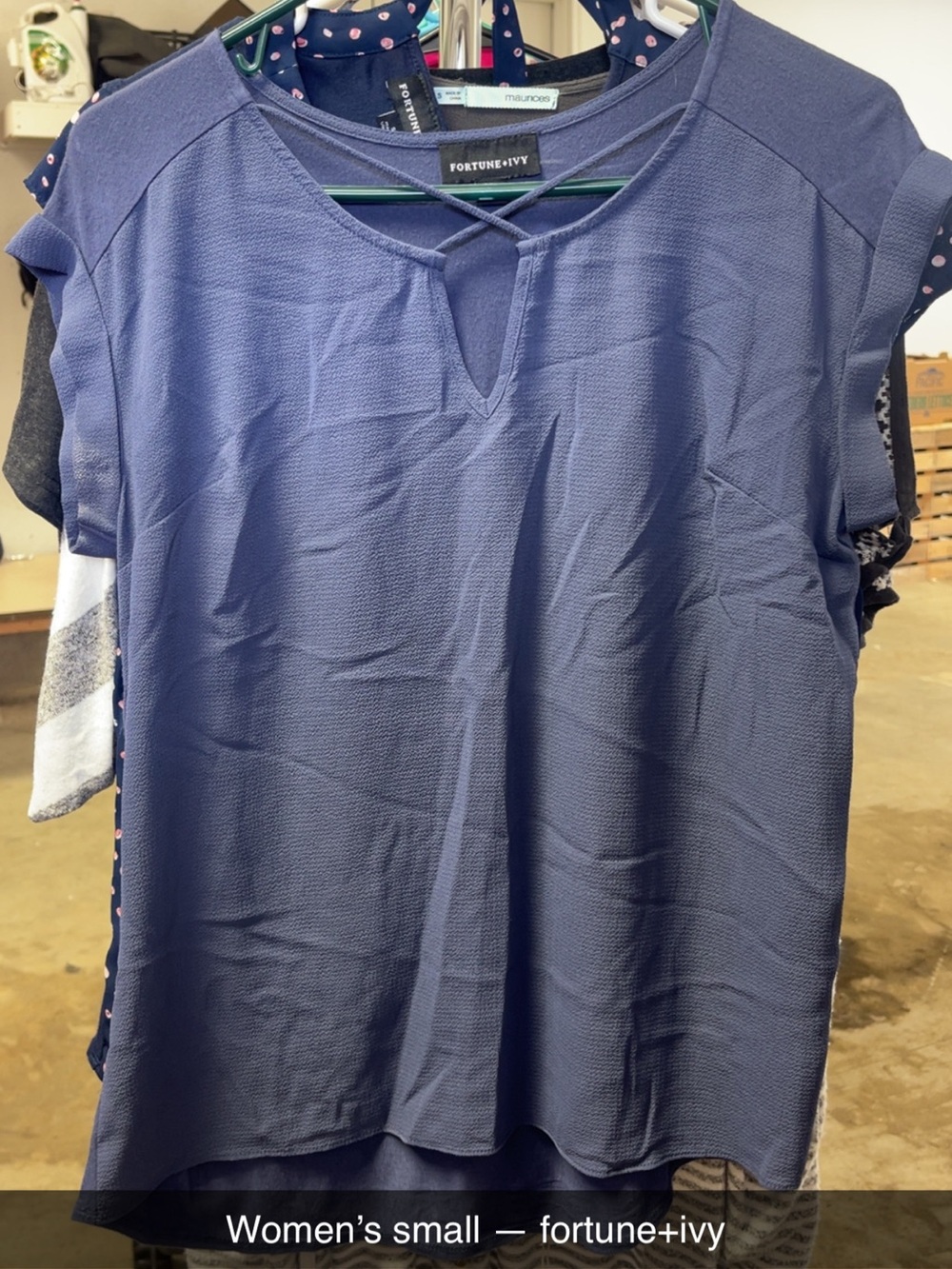 Fortune & Ivy Women's Short-Sleeve Navy Textured Top